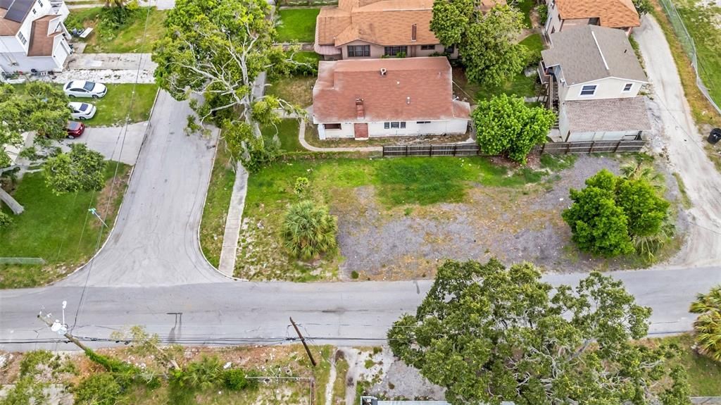 待售: $115,000 (0.13 acres)