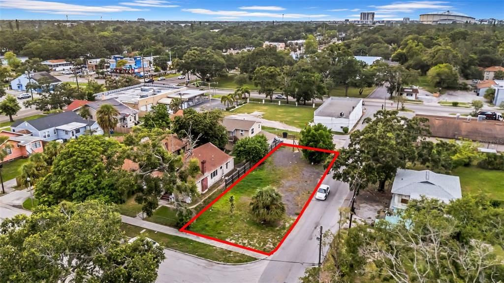 待售: $115,000 (0.13 acres)