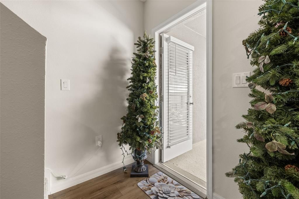 En Venta: $245,000 (3 camas, 2 baños, 1499 Pies cuadrados)