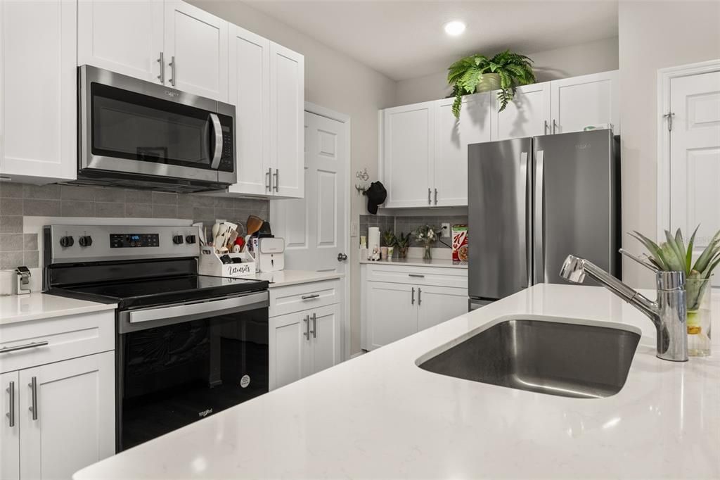 En Venta: $245,000 (3 camas, 2 baños, 1499 Pies cuadrados)