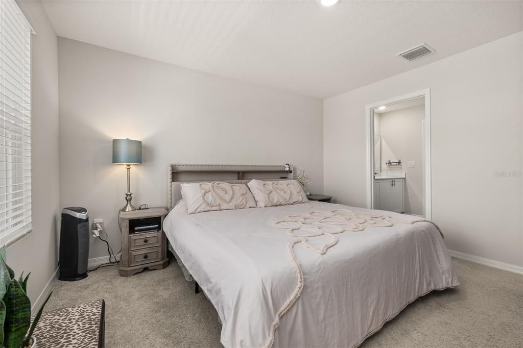 En Venta: $245,000 (3 camas, 2 baños, 1499 Pies cuadrados)