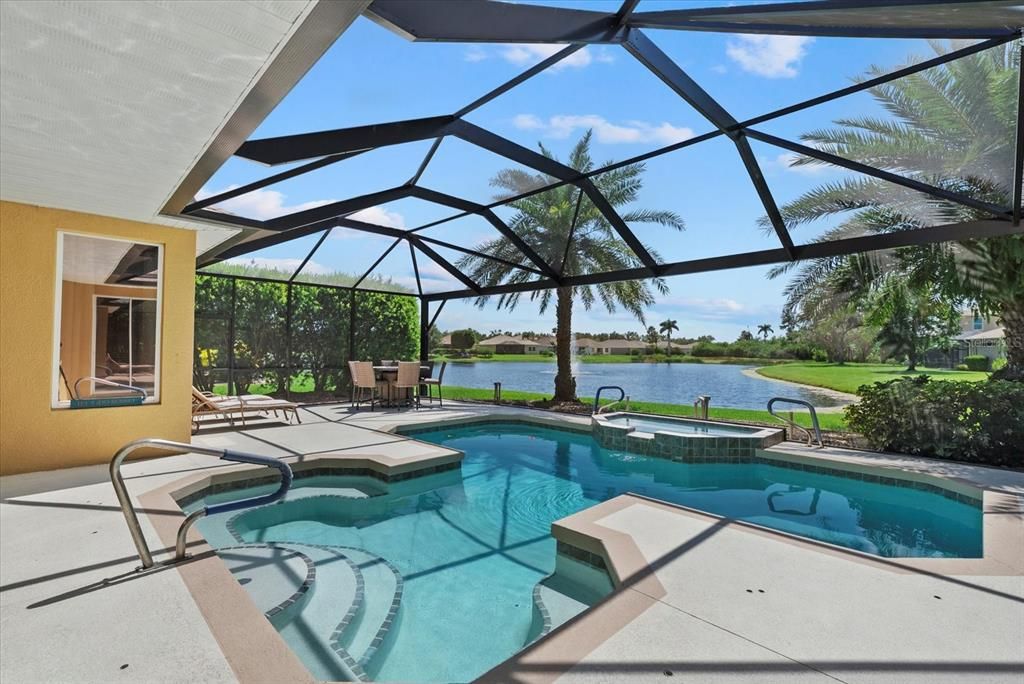 Activo con contrato: $575,000 (3 camas, 3 baños, 2303 Pies cuadrados)