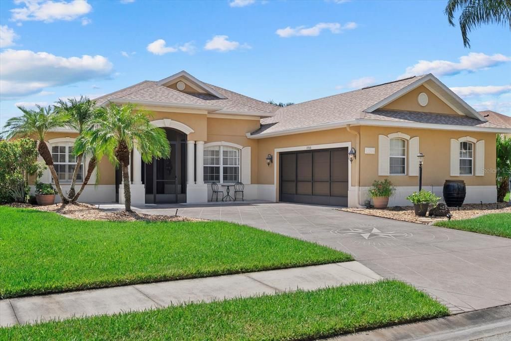 Activo con contrato: $575,000 (3 camas, 3 baños, 2303 Pies cuadrados)