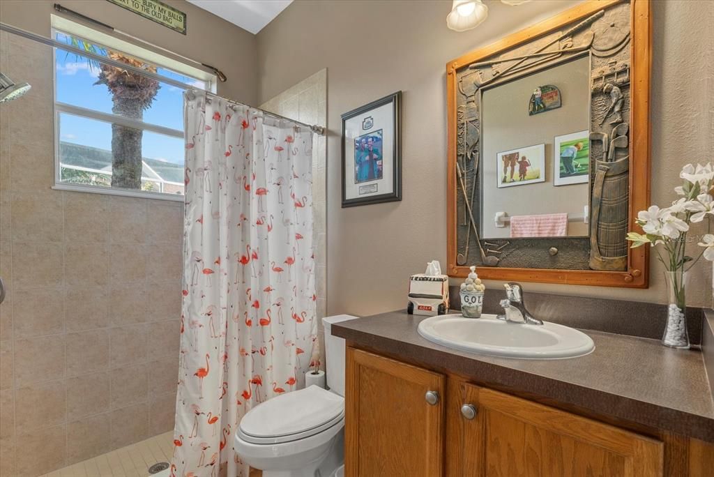 Activo con contrato: $575,000 (3 camas, 3 baños, 2303 Pies cuadrados)