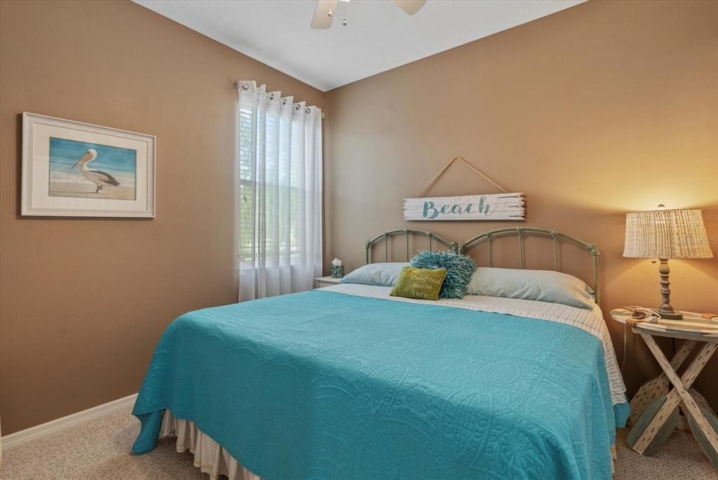 Activo con contrato: $575,000 (3 camas, 3 baños, 2303 Pies cuadrados)