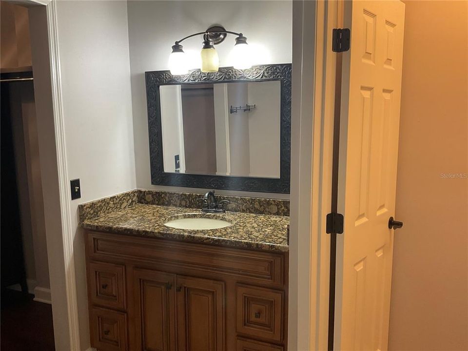 En Venta: $399,900 (3 camas, 2 baños, 1475 Pies cuadrados)