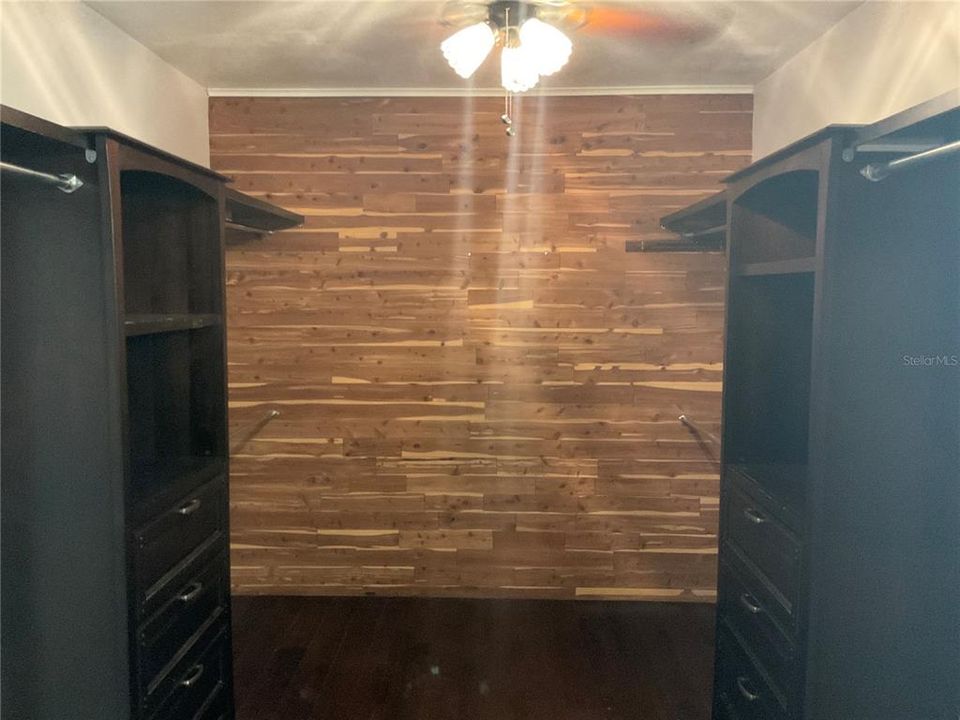 En Venta: $399,900 (3 camas, 2 baños, 1475 Pies cuadrados)