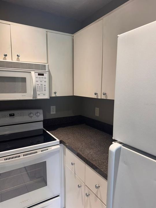 В аренду: $1,250 (2 спален, 2 ванн, 800 Квадратных фут)