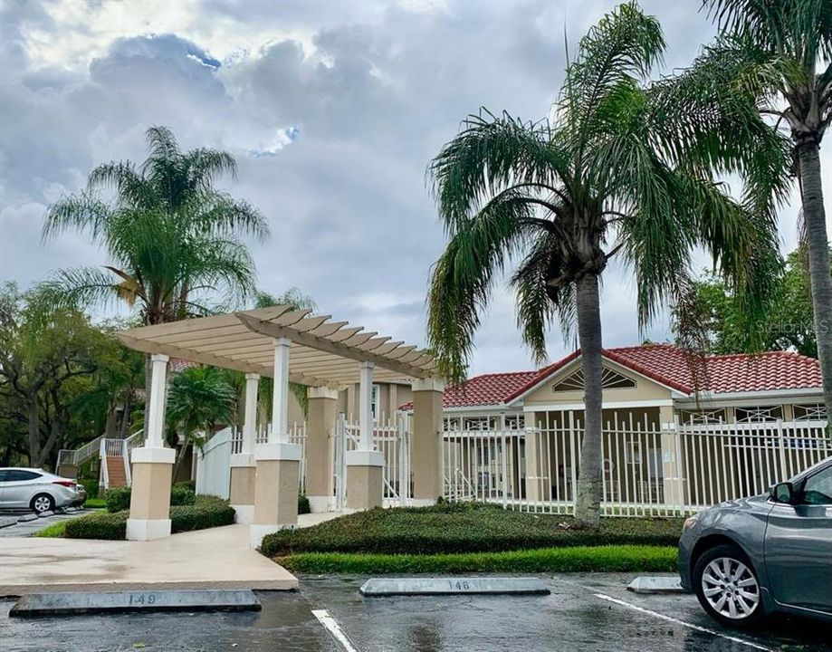 На продажу: $242,000 (3 спален, 2 ванн, 1136 Квадратных фут)