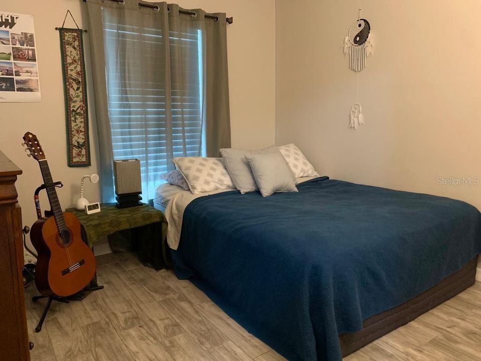 На продажу: $242,000 (3 спален, 2 ванн, 1136 Квадратных фут)