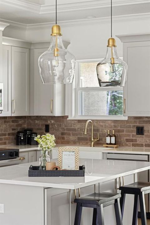 На продажу: $379,000 (3 спален, 2 ванн, 1789 Квадратных фут)