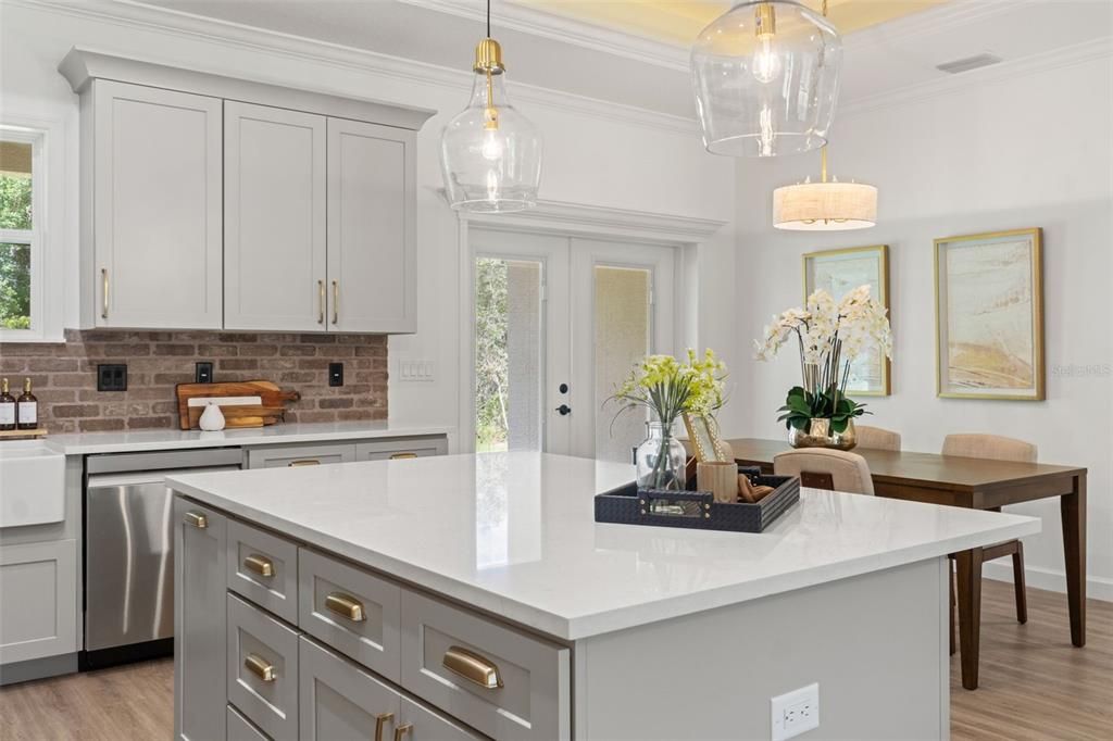 На продажу: $379,000 (3 спален, 2 ванн, 1789 Квадратных фут)