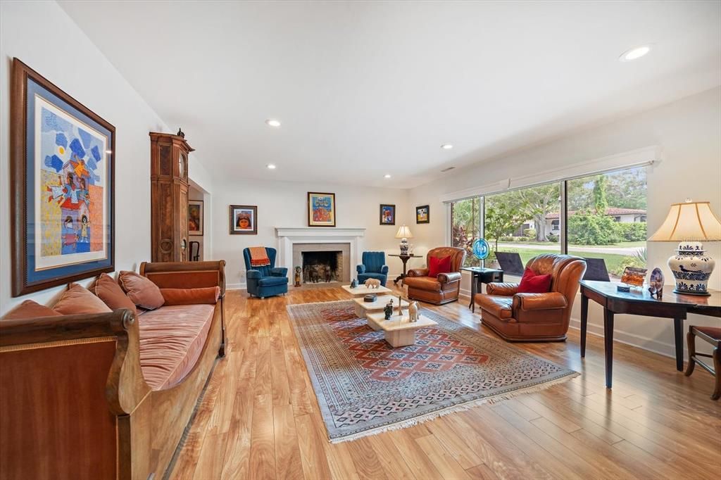 На продажу: $1,150,000 (4 спален, 3 ванн, 2900 Квадратных фут)