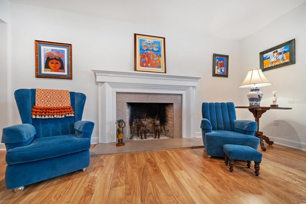 На продажу: $1,150,000 (4 спален, 3 ванн, 2900 Квадратных фут)