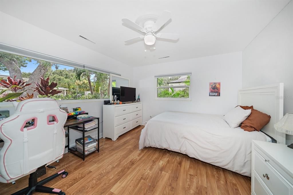 На продажу: $1,150,000 (4 спален, 3 ванн, 2900 Квадратных фут)