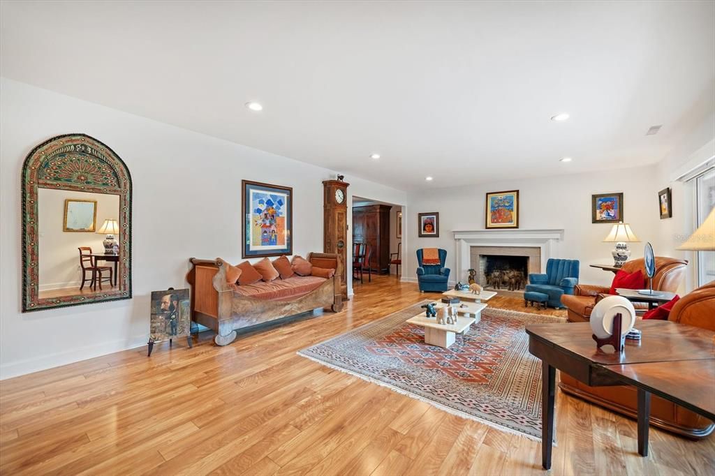 На продажу: $1,150,000 (4 спален, 3 ванн, 2900 Квадратных фут)