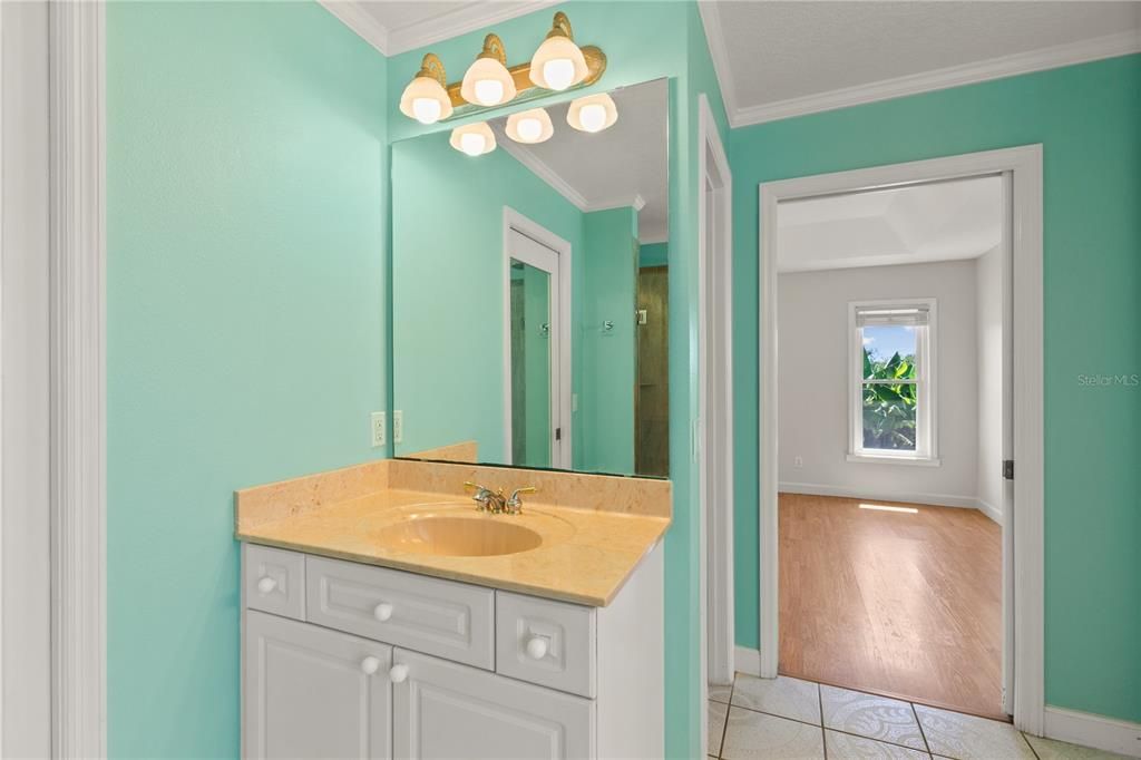 Active With Contract: $590,000 (4 beds, 3 baths, 2492 Square Feet)