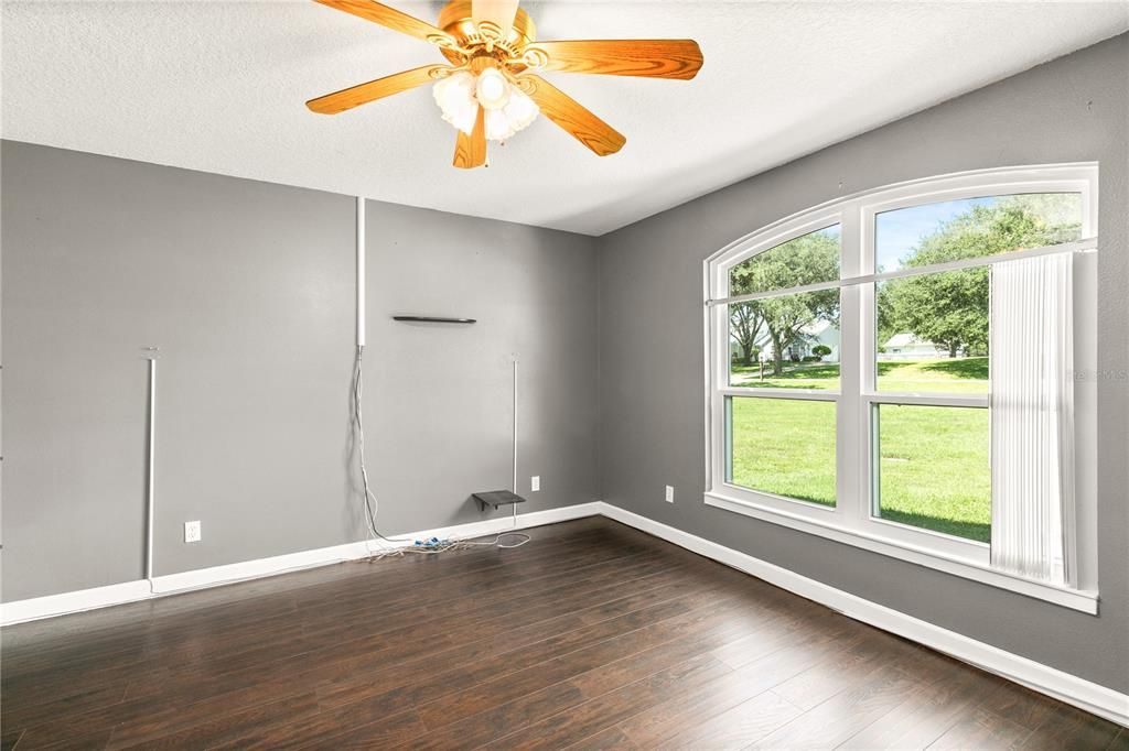 Active With Contract: $590,000 (4 beds, 3 baths, 2492 Square Feet)