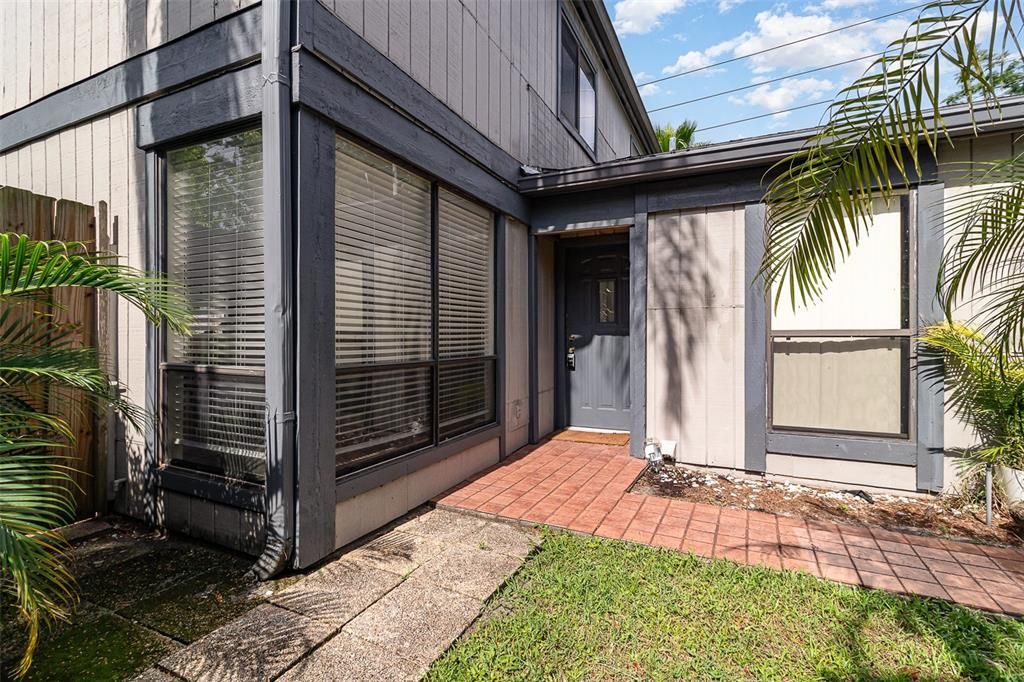 Active With Contract: $224,500 (2 beds, 2 baths, 1732 Square Feet)