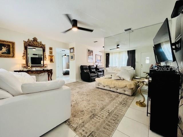 For Rent: $3,500 (3 beds, 2 baths, 1311 Square Feet)