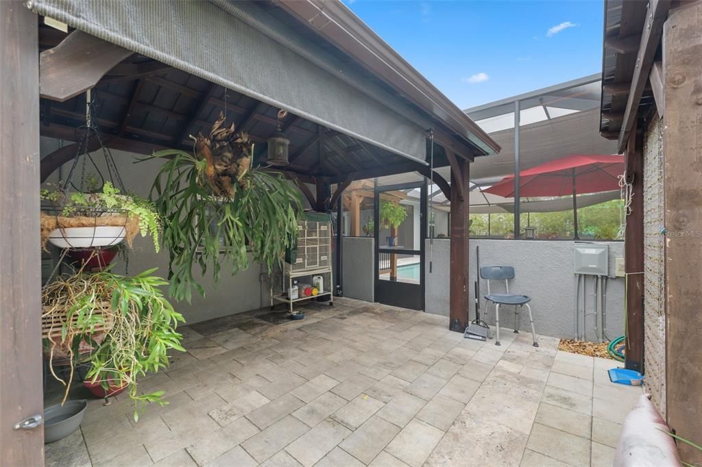 待售: $565,000 (4 贝兹, 2 浴室, 2237 平方英尺)