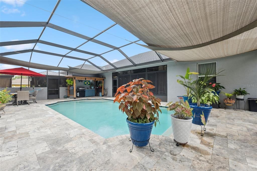 待售: $565,000 (4 贝兹, 2 浴室, 2237 平方英尺)