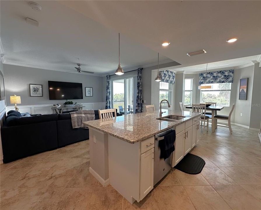 For Rent: $5,000 (2 beds, 2 baths, 1154 Square Feet)