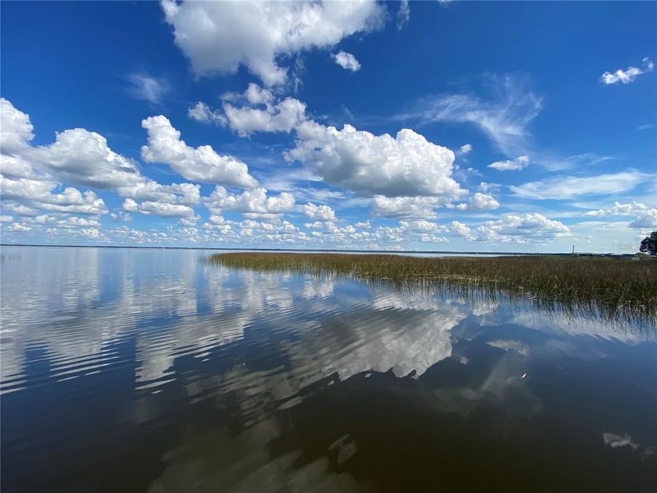 For Sale: $250,000 (4 beds, 3 baths, 1728 Square Feet)