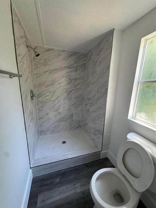 待售: $125,000 (2 贝兹, 2 浴室, 1000 平方英尺)