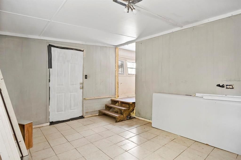 En Venta: $80,000 (2 camas, 2 baños, 716 Pies cuadrados)