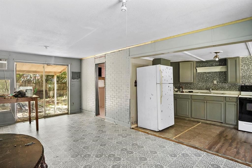 En Venta: $80,000 (2 camas, 2 baños, 716 Pies cuadrados)