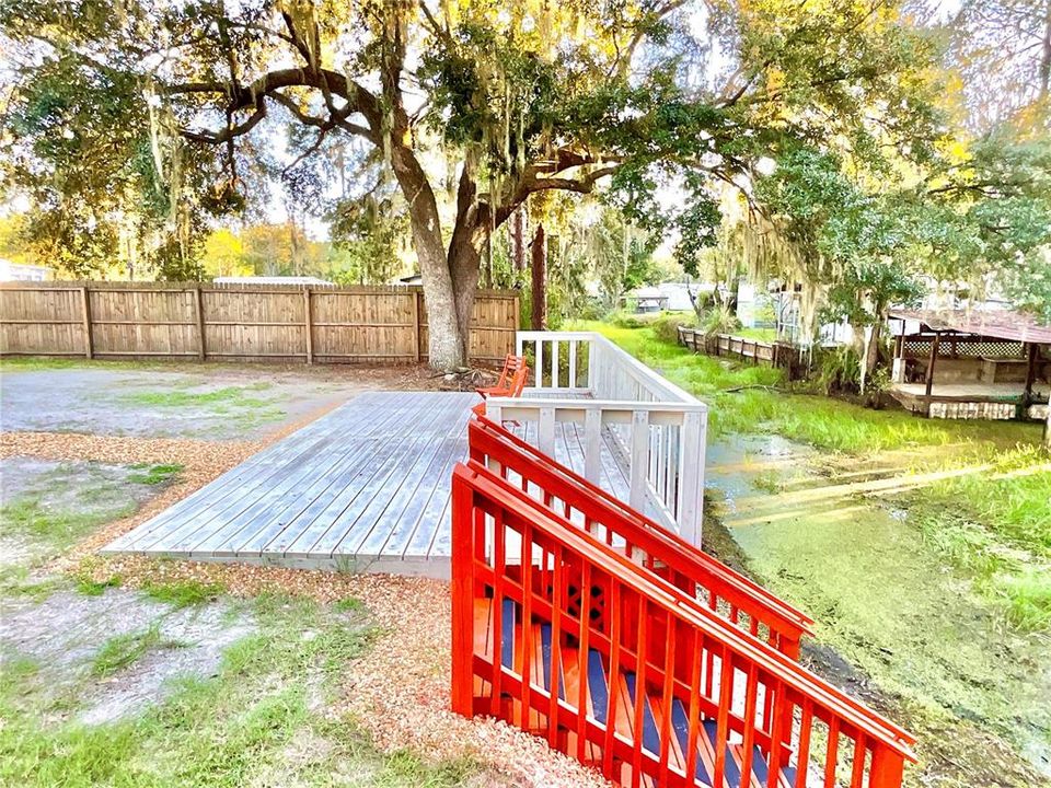 For Sale: $300,000 (3 beds, 2 baths, 1168 Square Feet)