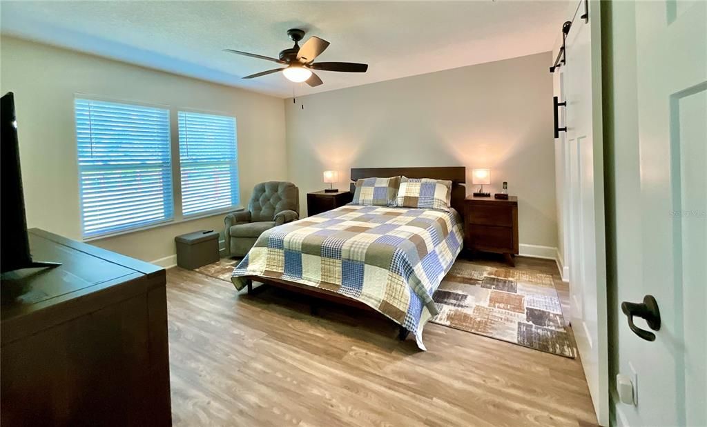 For Sale: $300,000 (3 beds, 2 baths, 1168 Square Feet)