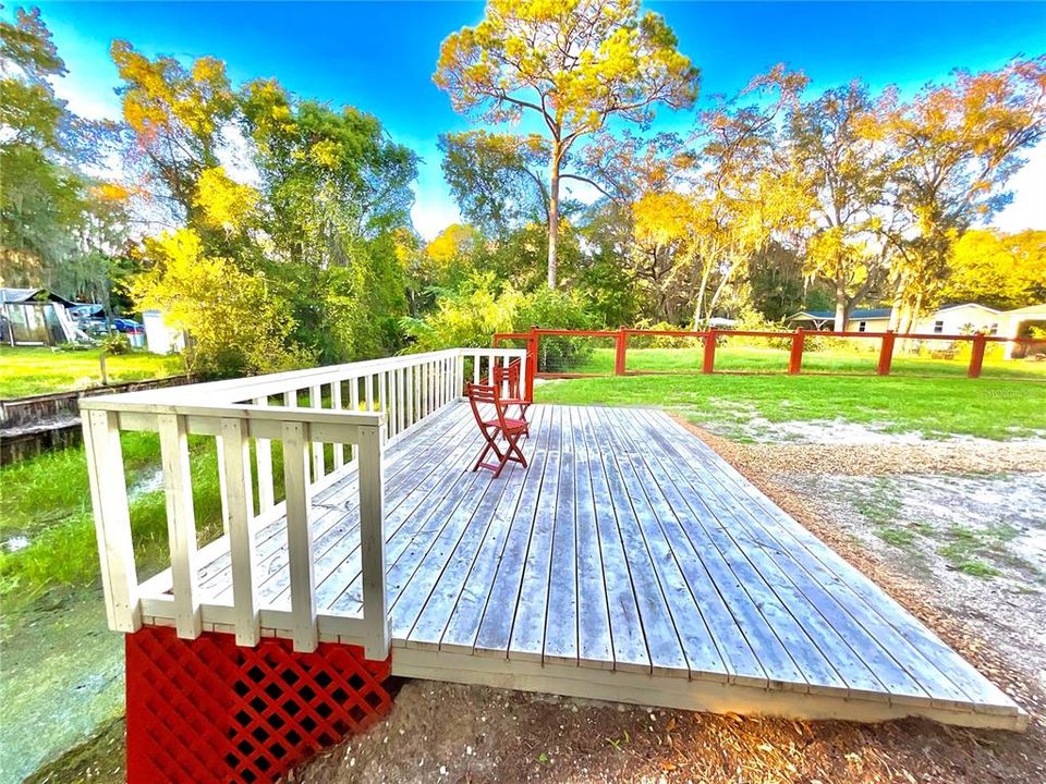 For Sale: $300,000 (3 beds, 2 baths, 1168 Square Feet)