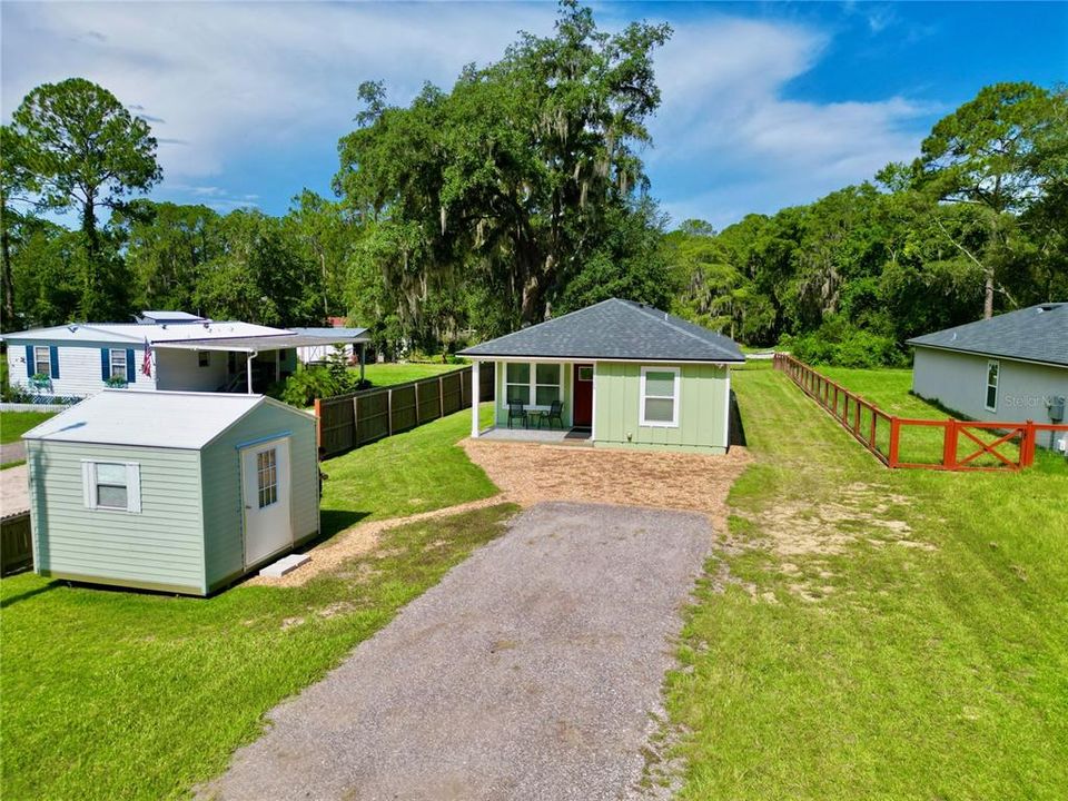 For Sale: $300,000 (3 beds, 2 baths, 1168 Square Feet)