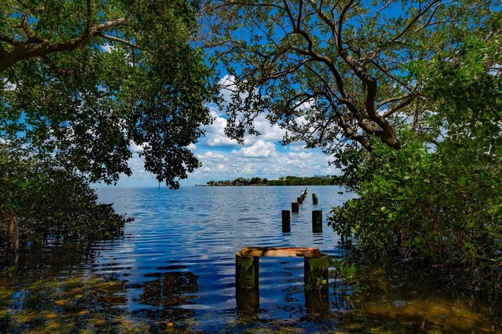 Activo con contrato: $2,200,000 (0.75 acres)