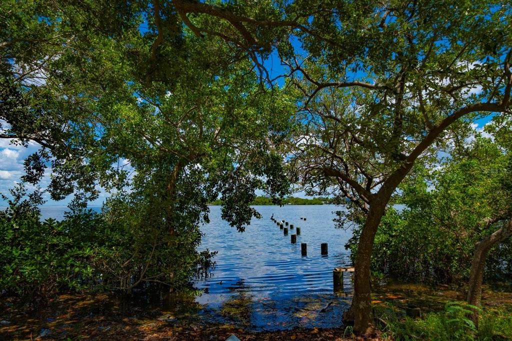 Activo con contrato: $2,200,000 (0.75 acres)