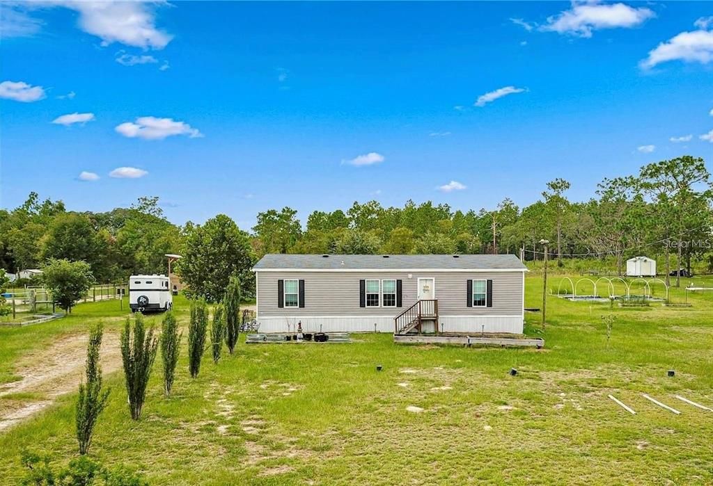 最近售出: $256,397 (3 贝兹, 2 浴室, 1296 平方英尺)