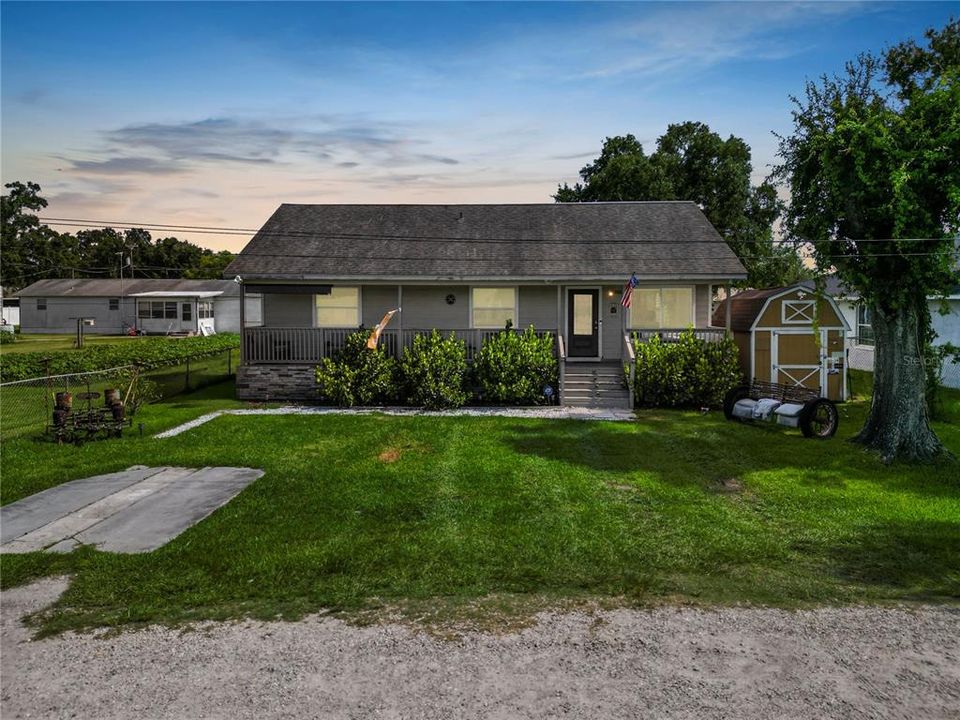 Activo con contrato: $250,000 (3 camas, 2 baños, 1144 Pies cuadrados)