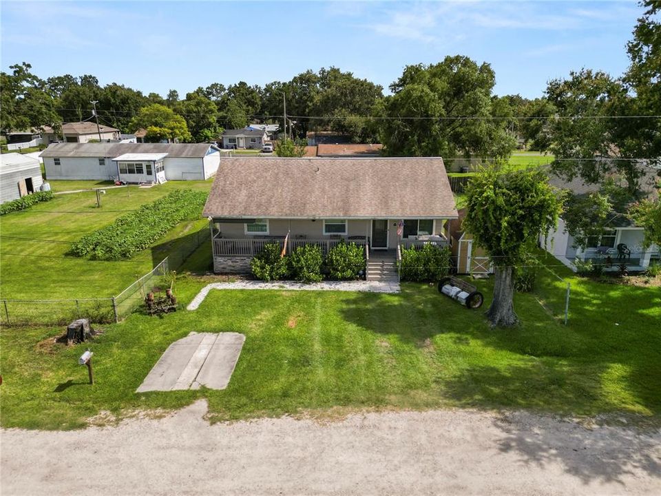 Activo con contrato: $250,000 (3 camas, 2 baños, 1144 Pies cuadrados)