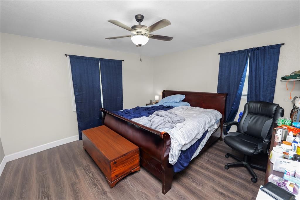 Activo con contrato: $250,000 (3 camas, 2 baños, 1144 Pies cuadrados)