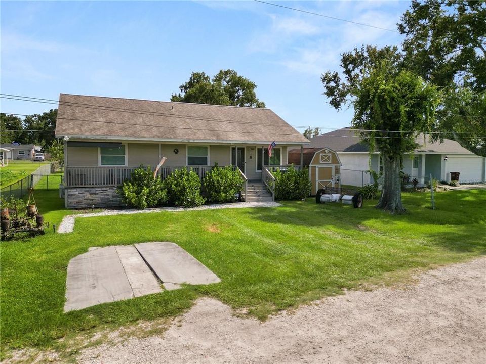 Activo con contrato: $250,000 (3 camas, 2 baños, 1144 Pies cuadrados)