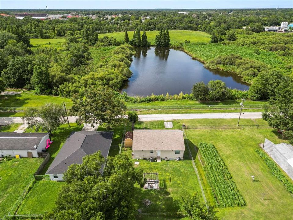 Activo con contrato: $250,000 (3 camas, 2 baños, 1144 Pies cuadrados)