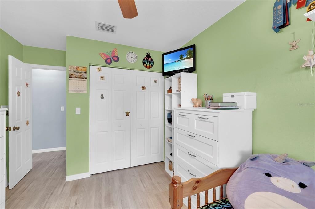 For Sale: $699,000 (3 beds, 2 baths, 1700 Square Feet)