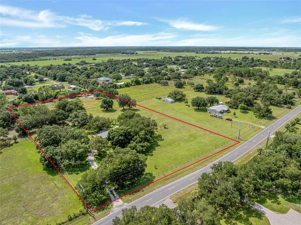 For Sale: $699,000 (3 beds, 2 baths, 1700 Square Feet)