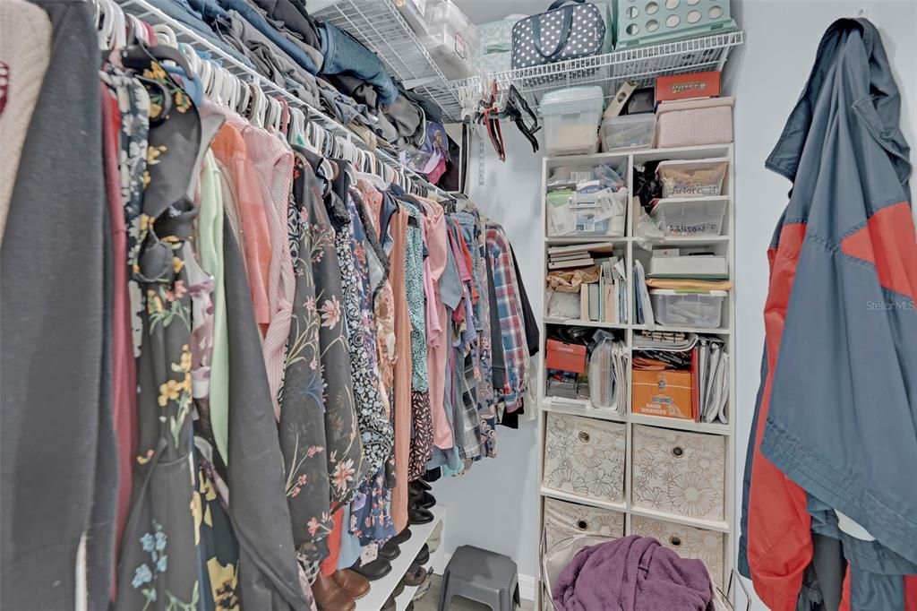 For Sale: $699,000 (3 beds, 2 baths, 1700 Square Feet)