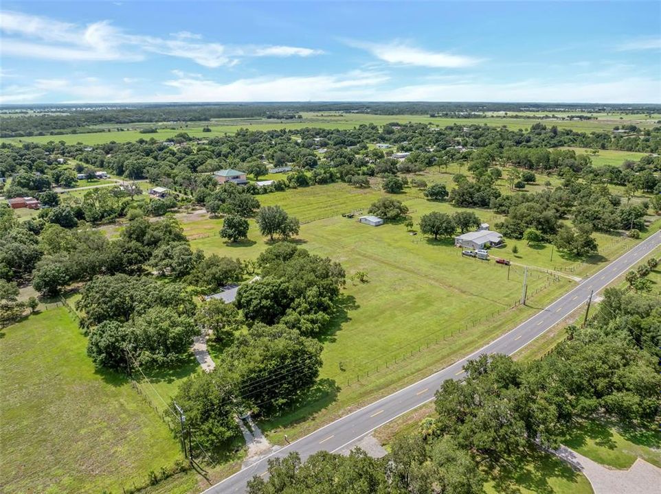 For Sale: $699,000 (3 beds, 2 baths, 1700 Square Feet)