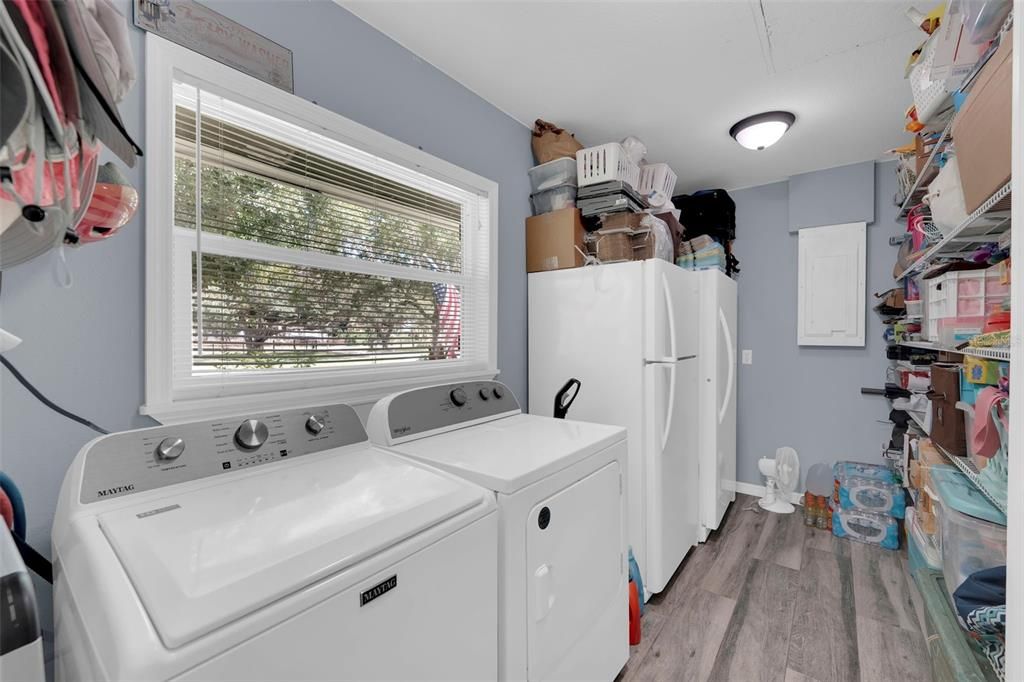 For Sale: $699,000 (3 beds, 2 baths, 1700 Square Feet)