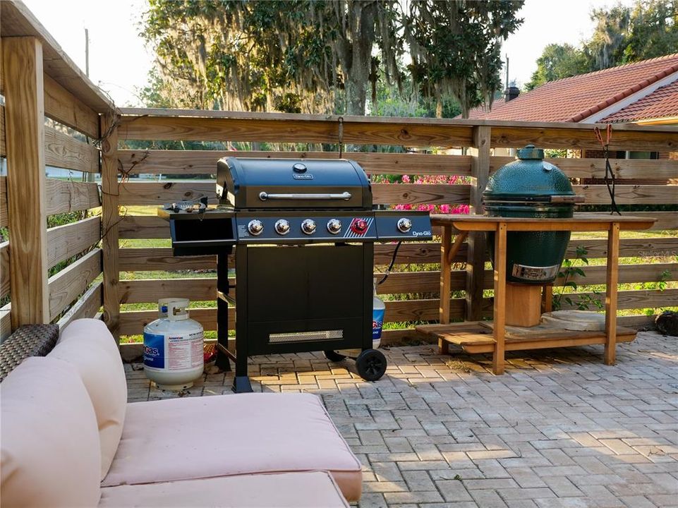 待售: $810,000 (3 贝兹, 1 浴室, 1184 平方英尺)