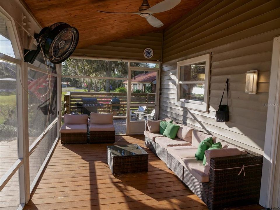 待售: $810,000 (3 贝兹, 1 浴室, 1184 平方英尺)